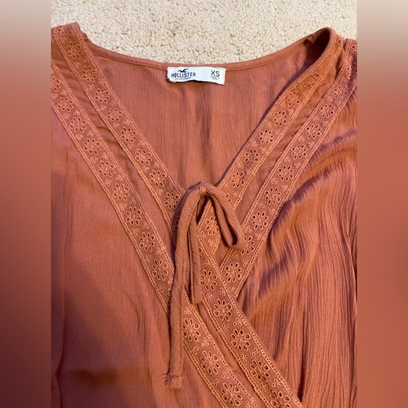 Simple light top - Picture 5 of 5